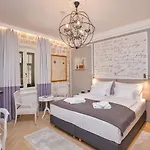 Pensión Heritage Nobile (adults Only) 4*