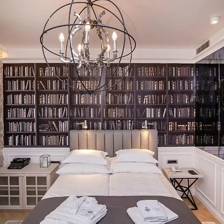 Heritage Nobile (adults Only)