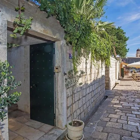 Heritage Nobile (adults Only)